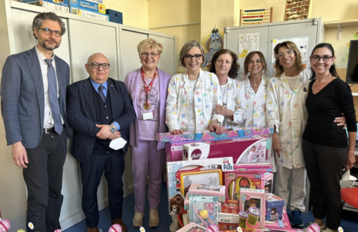 Un Sorriso per Pasqua: donato materiale didattico e giochi alla Scuola in Ospedale
