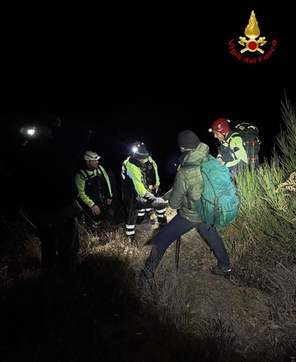 Scivola durante un'escursione, turista novarese soccorso al Monte Massone
