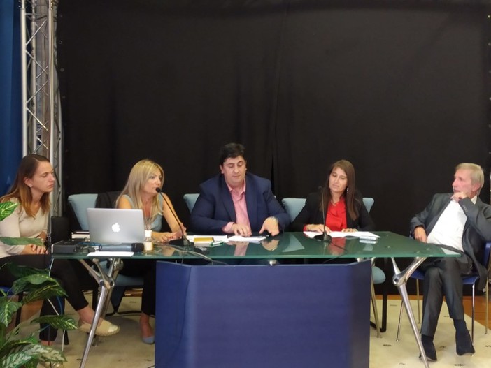 Cst, prosegue la rassegna 'Confronti': si parla di politica e partecipazione