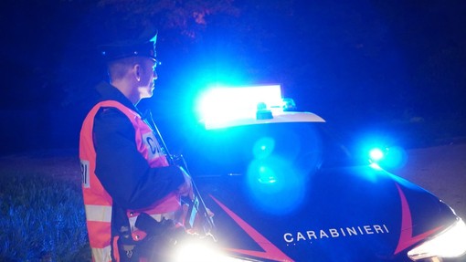 Stresa, fermati di notte con arnesi da scasso e un taglierino: denunciati due uomini Stresa, fermati di notte con arnesi da scasso e un taglierino: denunciati due uomini
