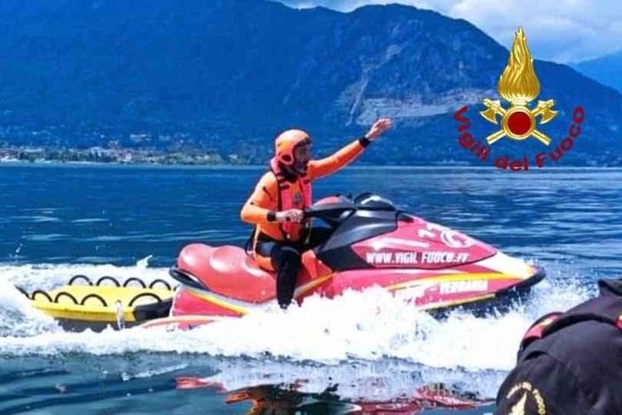 Anche il comando di Novara dei Vigili del Fuoco sul Lago Maggiore per la formazione nautica