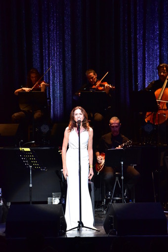 Gigliola Cinquetti torna a emozionare il pubblico con il suo tour teatrale Gigliola Cinquetti torna a emozionare il pubblico con il suo tour teatrale