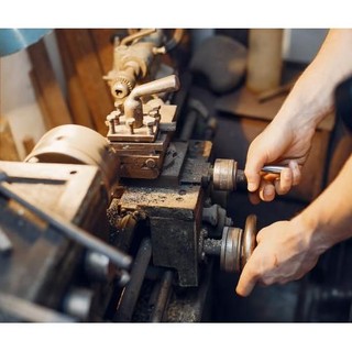 Gli artigiani piemontesi vedono nero, la fine dell'anno porta cali