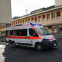 Incidente in viale Volta a Novara: moto contro auto, ferito il motociclista