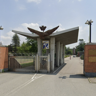 Cerimonia di alzabandiera per il 102° anniversario della costituzione dell’Aeronautica Militare