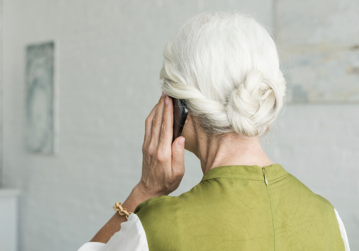 Novarese, tentata truffa del “finto carabiniere”: anziana salva grazie alla prontezza del figlio