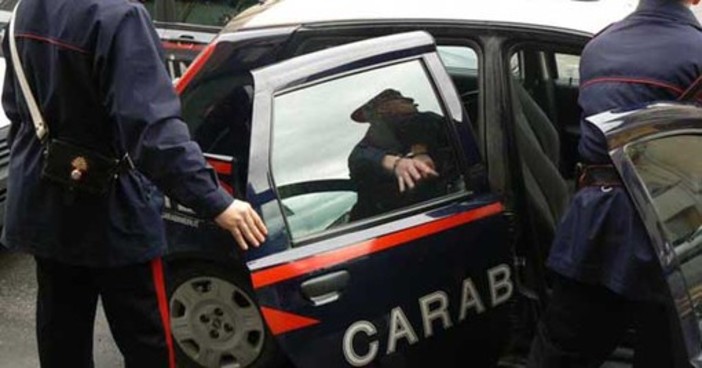 Ricatti e minacce per anni: arrestato estorsore nel Novarese