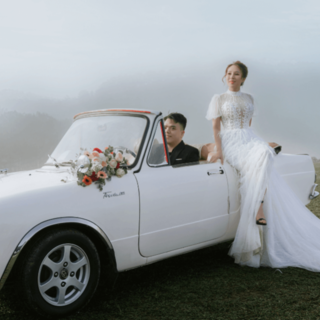 “Sogni di pizzo”: a Cavaglio d’Agogna una sfilata di abiti da sposa nel tempo
