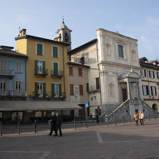 Tarocchi, &quot;un viaggio dentro di sé&quot; ad Arona