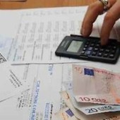 Gli italiani guardano al portafoglio: sì al nucleare se riduce le bollette Gli italiani guardano al portafoglio: sì al nucleare se riduce le bollette