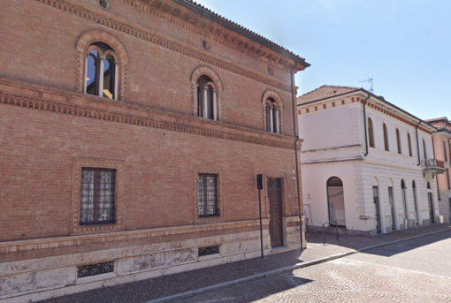 &quot;Presentazione del volume &quot;NOI. Di donne e di coraggio&quot; alla Biblioteca Civica di Arona