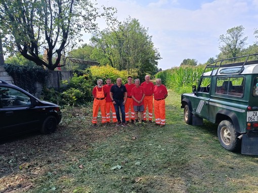 Ripulito il “Santè lungu”: torna accessibile il sentiero lungo l’Agogna a Borgomanero