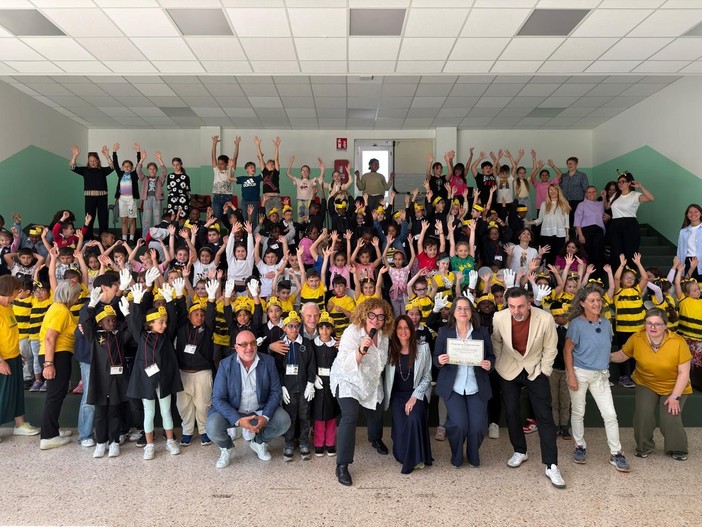 Scuola e sostenibilità,  la Regione incontra i bambini del progetto “Il Regno delle Api”