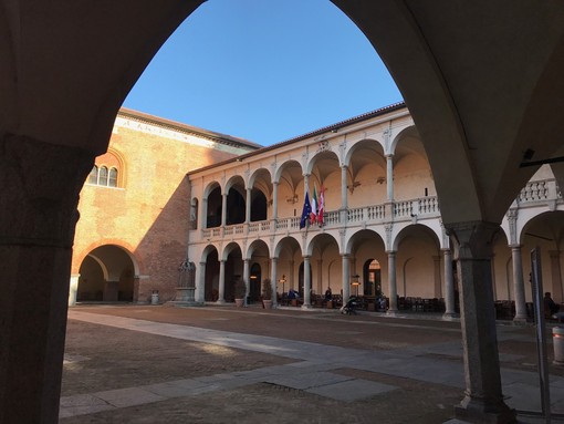 “Co-municazione&quot;: al Broletto si parla di passato, presente e futuro