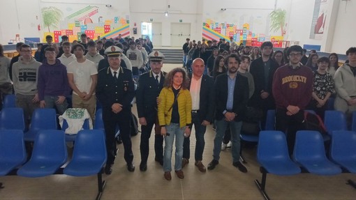 Strade sicure: la Polizia locale incontra gli studenti dell’Iti Leonardo Da Vinci