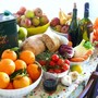 Spreco alimentare, l’Italia riduce ma resta sopra la media Ue: 555 grammi a settimana per cittadino