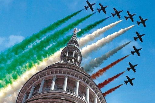 Il 2 giugno Novara celebra la Festa della Repubblica al Monumento ai Caduti