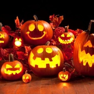 Torna a Novara il Mostro Raduno di Halloween: la città si prepara a una festa da brividi
