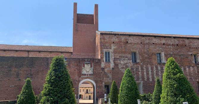 Il Premio Nazionale Arte Città di Novara torna al Castello e al Broletto: una settimana dedicata all’arte contemporanea Il Premio Nazionale Arte Città di Novara torna al Castello e al Broletto: una settimana dedicata all’arte contemporanea