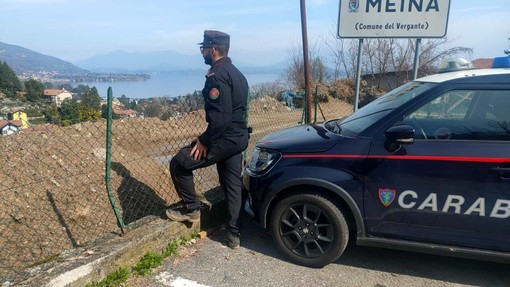 Frana a Meina: sequestrato il cantiere dai carabinieri forestali Frana a Meina: sequestrato il cantiere dai carabinieri forestali