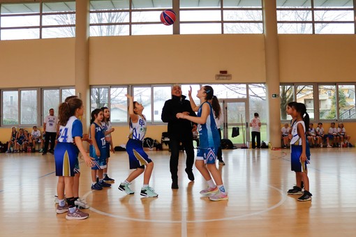 X Carnival Cup: grande festa del basket giovanile ad Arona e Borgomanero