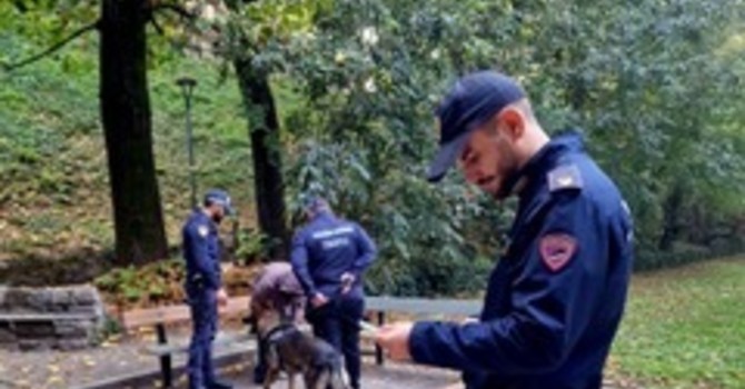 Novara, controlli nella zona rossa: 184 persone identificate, un arresto e una denuncia per spaccio