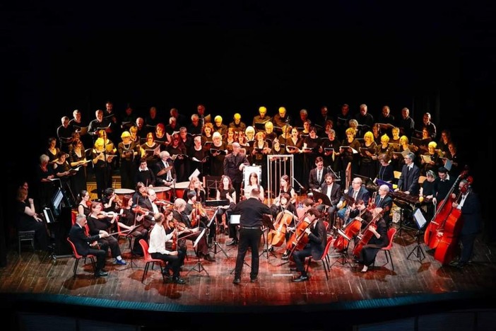 Ottobre Rosa, a San Gaudenzio un concerto con oltre 60 artisti Ottobre Rosa, a San Gaudenzio un concerto con oltre 60 artisti