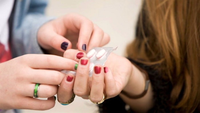 Overdose, prevenzione e consapevolezza per ridurre i rischi Overdose, prevenzione e consapevolezza per ridurre i rischi