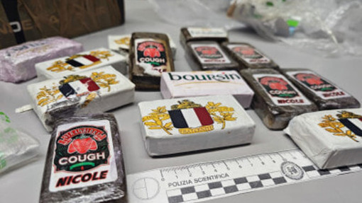 Novara, fermati marito e moglie con 1,4 kg di hashish