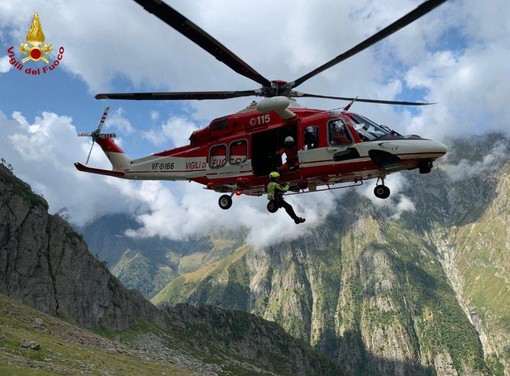 Escursionista in difficoltà a Craveggia, recuperato dai vigili del fuoco