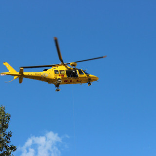 Tragedia a Suno: motociclista perde la vita sulla provinciale 229
