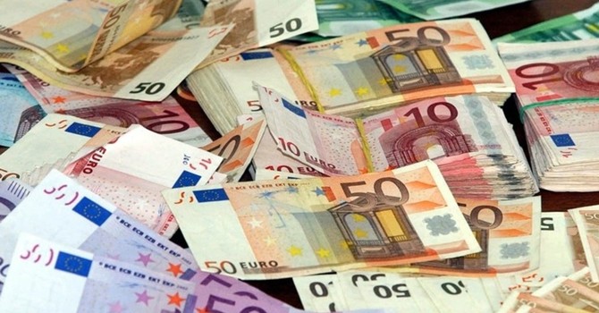 Confcomercio: "Risale l'inflazione, rischi per consumi e crescita"
