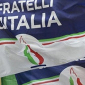 Fratelli d’Italia Novara in piazza contro le aggressioni alle forze dell’ordine Fratelli d’Italia Novara in piazza contro le aggressioni alle forze dell’ordine