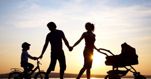 Ascensore sociale fermo: solo tre italiani su dieci credono che i figli possano migliorare la propria condizione