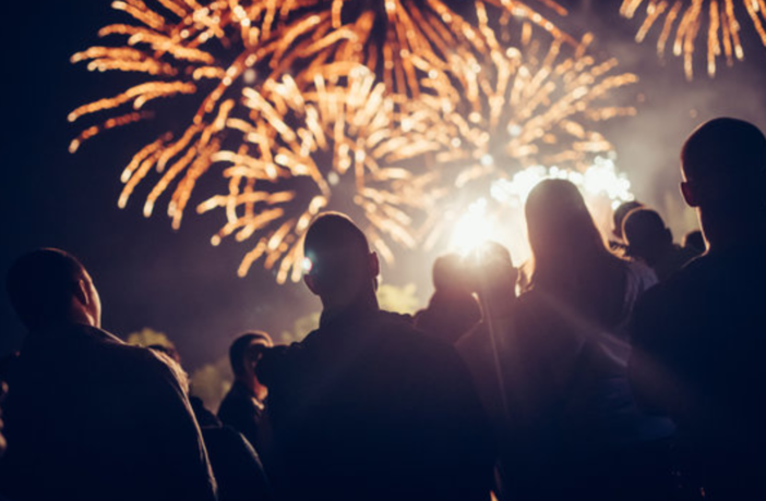 Torna il Capodanno sul Lago d’Orta: musica, fuochi d’artificio e festa in piazza Motta Torna il Capodanno sul Lago d’Orta: musica, fuochi d’artificio e festa in piazza Motta