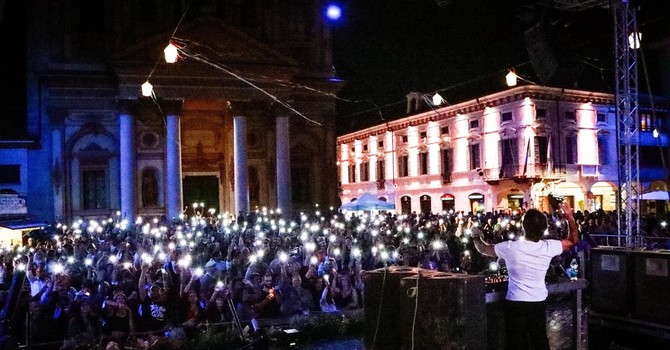 Festa dell’Uva, la Straborgo di Notte anima il centro Festa dell’Uva, la Straborgo di Notte anima il centro