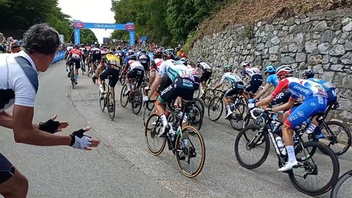 Giro d’Italia: sospensione temporanea della circolazione lungo le strade del novarese interessate