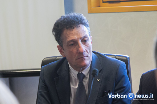 Arona, il Sindaco risponde alle critiche sulla nuova palestra in tensostruttura