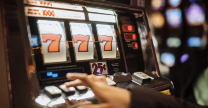 Gioco d’azzardo, a Novara oltre 253 milioni spesi in un anno: 2.499 euro pro capite