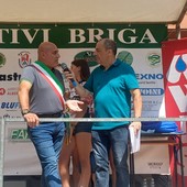 Trofeo Sportivi Briga, tris di Nicolò Arrighetti: 167 corridori al via  Sottotitolo Il bergamasco conquista la gara per il terzo anno consecutivo. Ottavo posto per Manuel Oioli, madrina della 43ª edizione Justine Mattera  Articolo Nicolò Arrighetti cala il