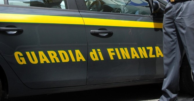 Sequestri per oltre 10 milioni: maxi operazione della guardia di finanza di Novara contro le frodi fiscali
