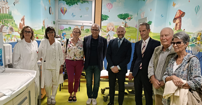 Un “Spazio di Sollievo” per i genitori in Pediatria a Borgomanero: inaugurata la nuova area grazie al Fondo Annalisa Torgano