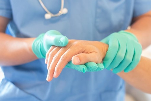 L'abbandono della professione infermieristica sta assumendo dimensioni preoccupanti