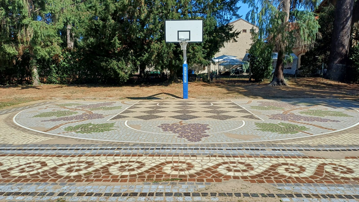 Street art e basket: un'opera di "Refreshink" riqualificherà il campo del parco della Resistenza Street art e basket: un'opera di "Refreshink" riqualificherà il campo del parco della Resistenza