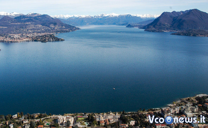 Stop per tre anni alla pesca con dispositivi elettronici sul Lago Maggiore