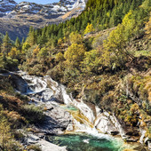 Il Lago delle Fate e le marmitte dei giganti in Val Quarazza