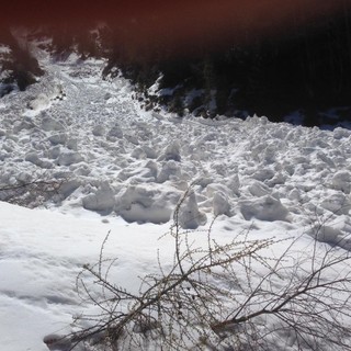 Al via il Bollettino valanghe 2025-2026 di Arpa Piemonte: neve scarsa e scialpinismo limitato