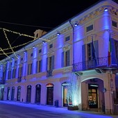 Borgomanero, Palazzo Tornielli si illumina di blu per dire no alla pena di morte