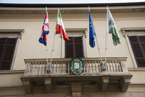 Concorso poetico &quot;Riflessi di Donna&quot; indetto da A.R.T. e patrocinato dal Comune di Arona