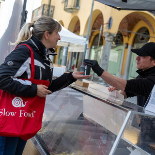 Il "Mercato della terra" di Slow Food torna a Romagnano Sesia